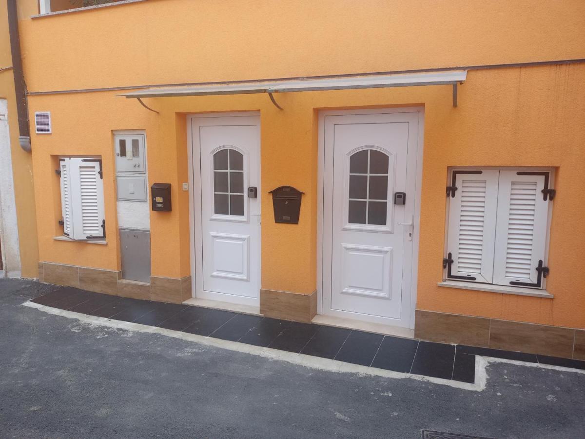 Apartma Eli2 Apartment Копер Екстериор снимка